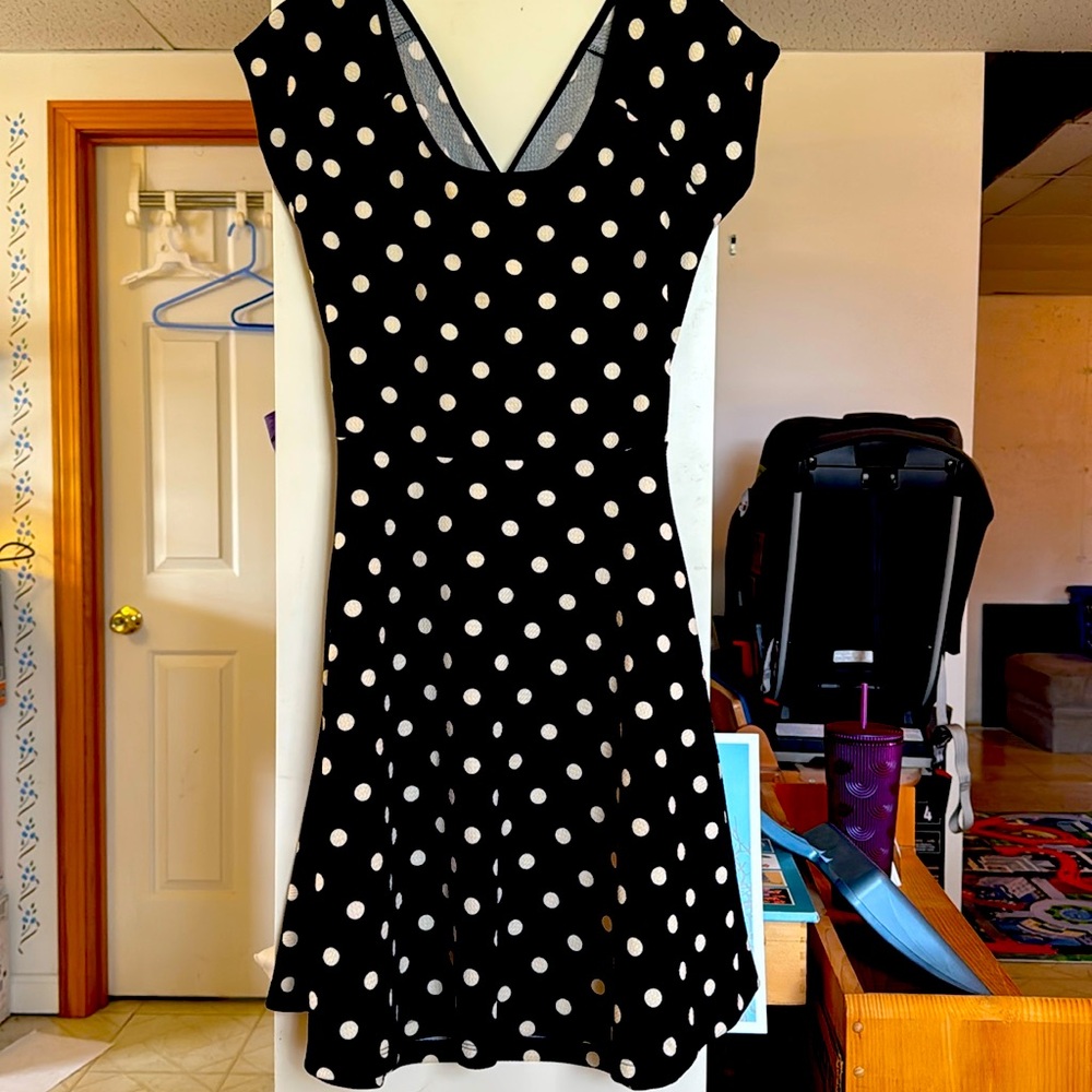 Woman’s cute a line open back dress